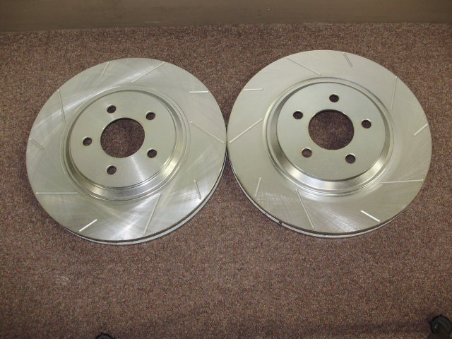 FT%208300%20-%20SP%20Performance%20zinc%20plated%20front%20SN-95%20rotors.jpg
